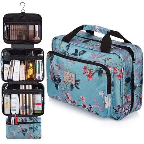 women's hanging travel toiletry bag.